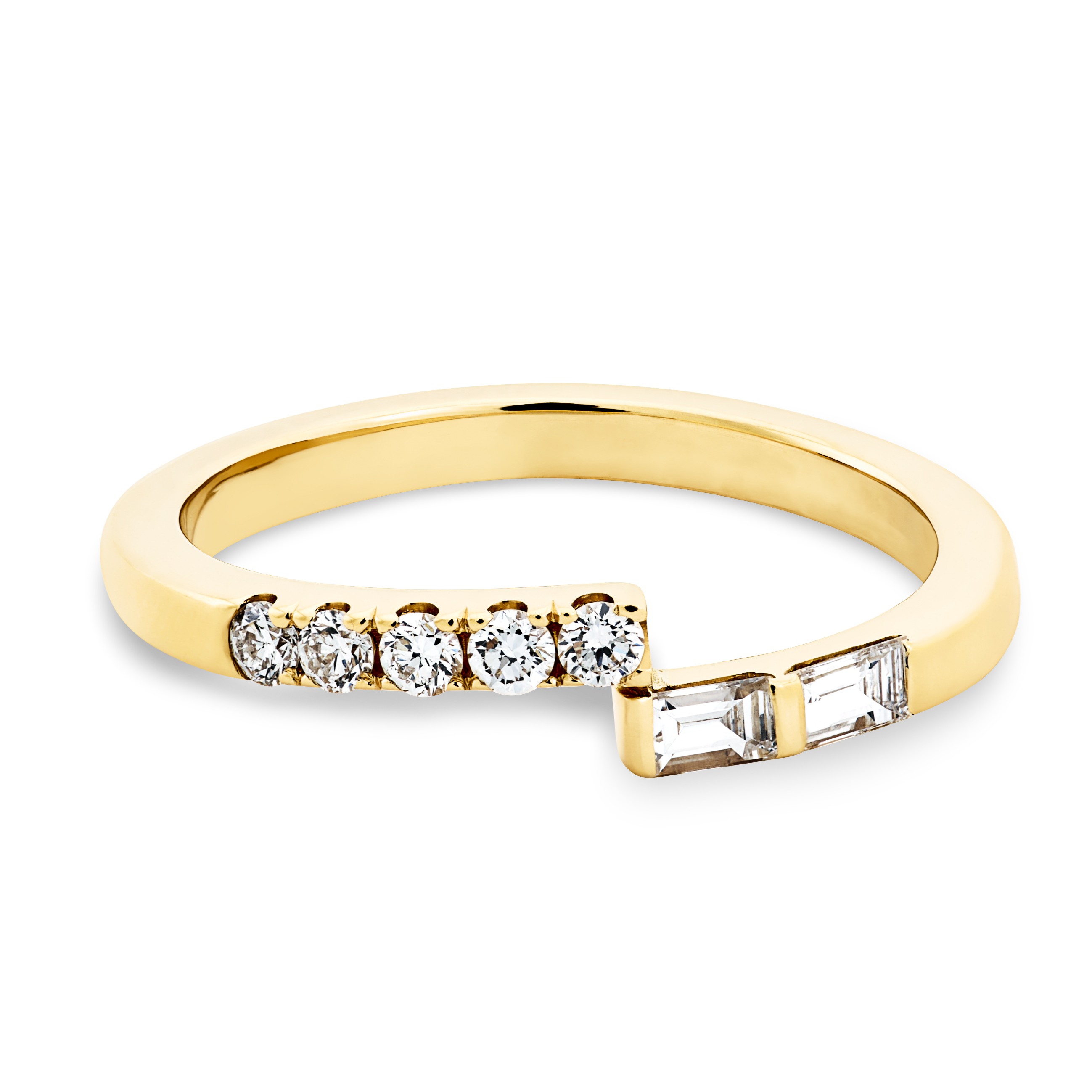 Diamond ring R.2
